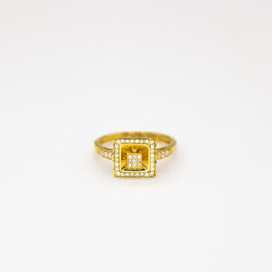 Anel Ouro 18K Quadrado C/ Cálice e Zircônias Cravejadas