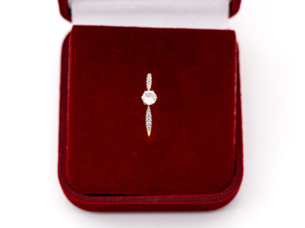 Anel Ouro 18K Solitário C/ Pedras Laterais