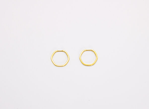 Argola Ouro 18K Hexagono Cantos Arredondados - Imagem 2