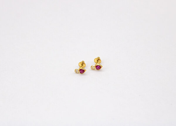 Brinco Ouro 18K Coração Zircônia C/ Ponto Luz - Imagem 2