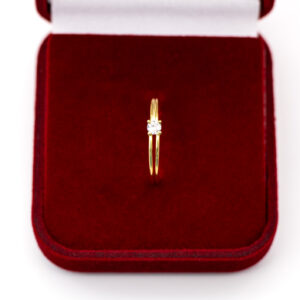 Anel Ouro 18K Solitário Aro Duplo C/ Cálice 4 Garras e Zircônia